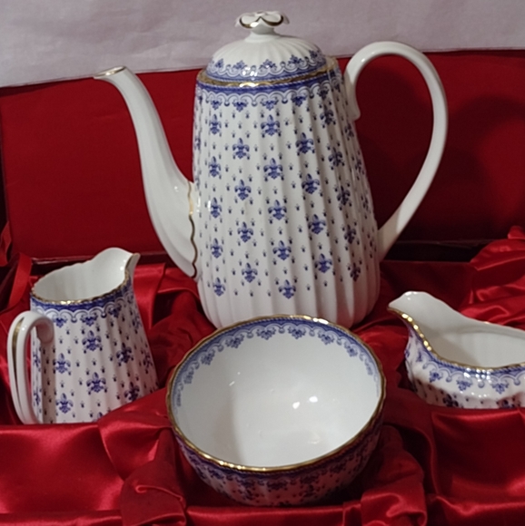 Spode China, 1950s Fleur de lis Pattern - Picture 12 of 15